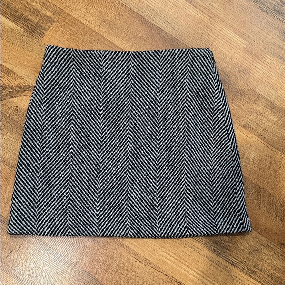 LOFT Black and White Chevron Mini Skirt